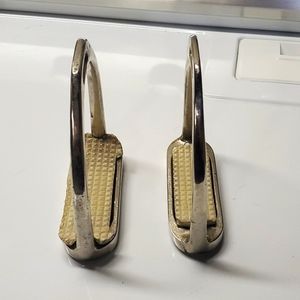 Stirrups
